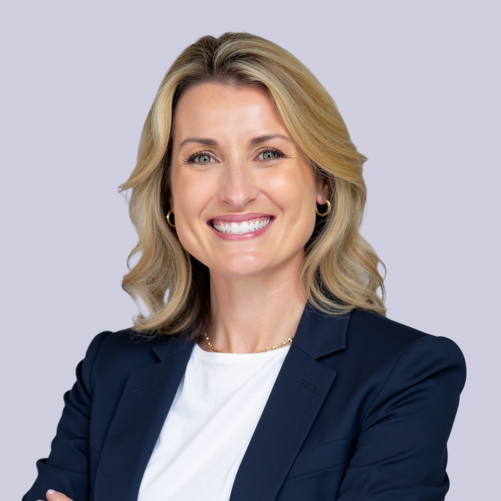 Jen Headshot (sm)