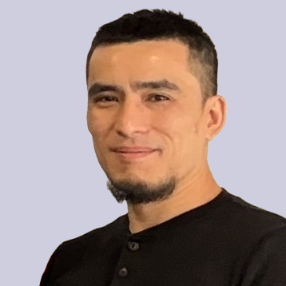 Ty Headshot (sm)